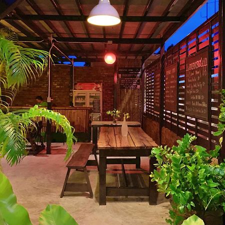 Oasis Lipe Resort Exterior photo