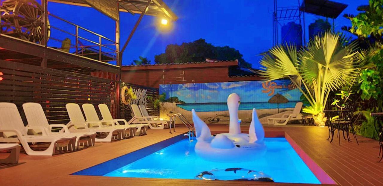 Oasis Lipe Resort Exterior photo